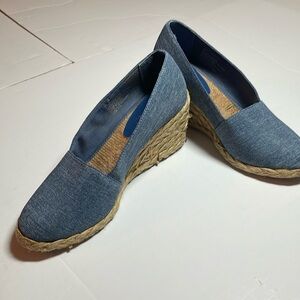 Wedge espadrilles